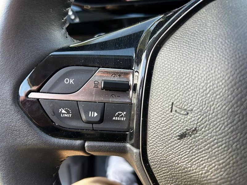 Peugeot 308 SW BlueHDi 130 Allure EAT8 GPS Radar Ar Camera