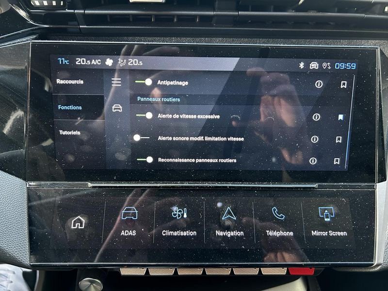 Peugeot 308 SW BlueHDi 130 Allure EAT8 GPS Radar Ar Camera