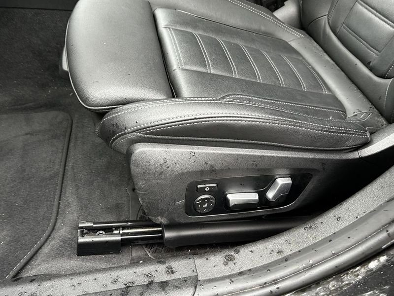 BMW Série 3 320d Touring M Sport BVA GPS ToitOuv Cuir JA19 Radar Av/Ar