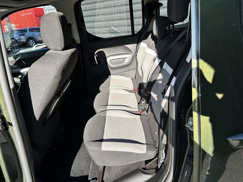 Citroën Berlingo (Nouveau) M PureTech 110 Plus BVM6 CarPlay LunetteArOuvrante Radar Camera