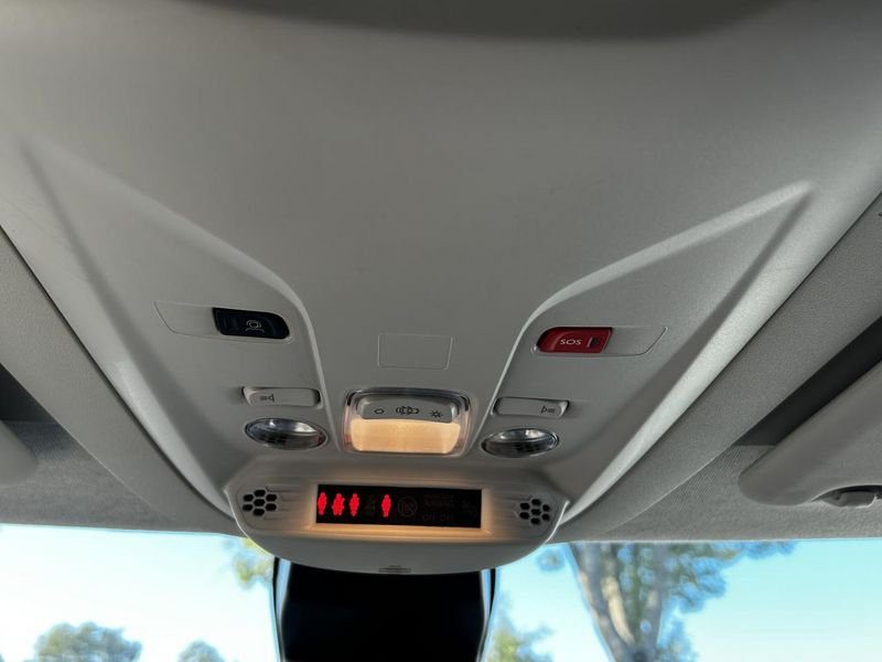 Citroën Berlingo (Nouveau) M PureTech 110 Plus BVM6 CarPlay LunetteArOuvrante Radar Camera