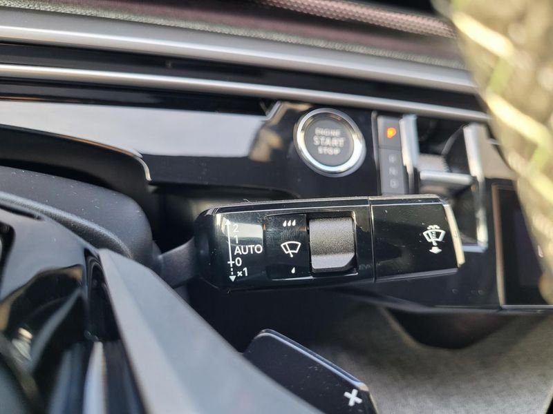 Peugeot 3008 (Nouveau) Hybrid 145 GT e-DCS6 NavPano PackDriveAssist Camera360