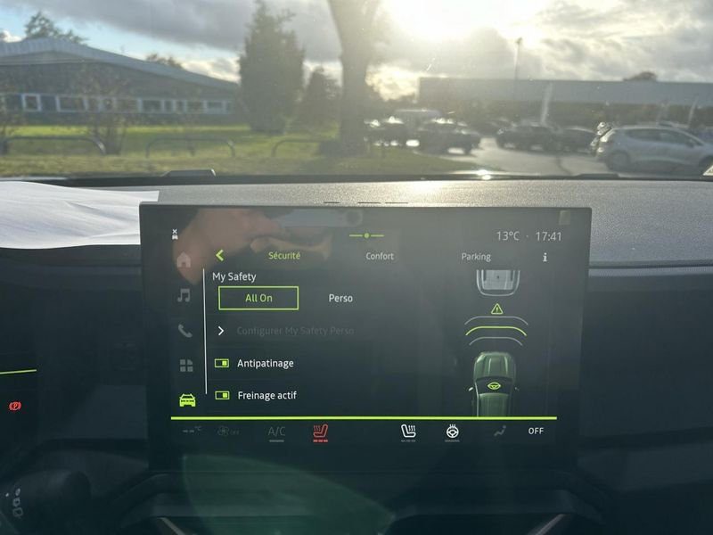 Dacia Duster Full Hybrid 140 Journey PackCold RDS