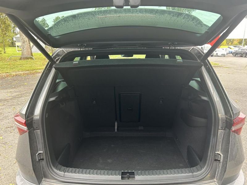 Skoda Karoq 2.0 TDI 150 Sportline DSG7 ADML Attelage Radar Camera
