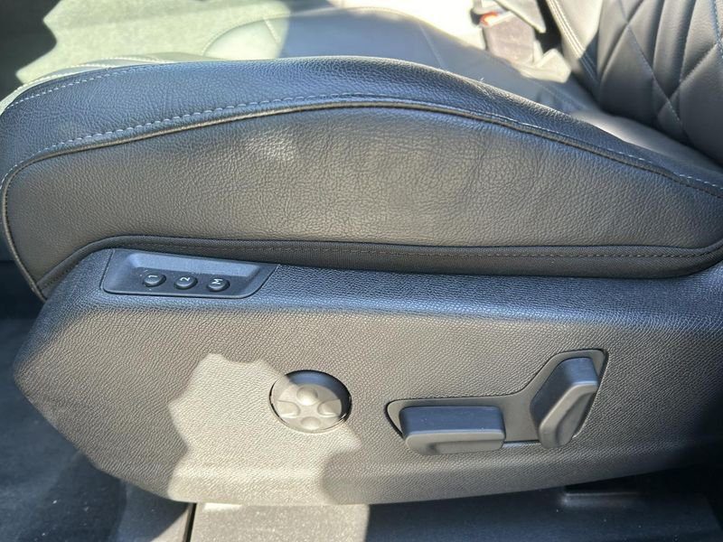 DS DS 7 DS7 BlueHDi 130 Rivoli EAT8 GPS Radar Av/Ar Camera