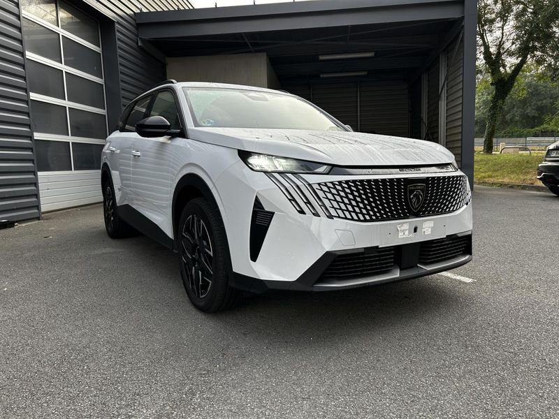 Peugeot 5008 (Nouveau) Hybrid 136 Allure e-DCS6 7pl PackNavigationpano Radar Ar Camera