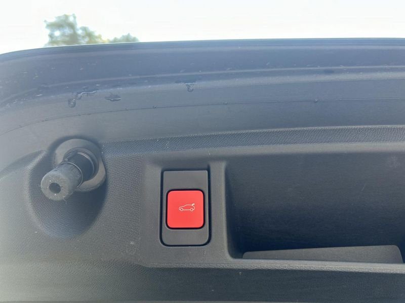 Peugeot 308 SW BlueHDi 130 GT EAT8 GPS ADML HayonElec Focal Camera360