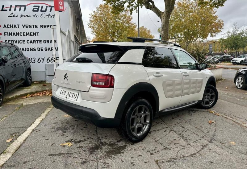 CITROEN C4 CACTUS 1.6 BLUEHDI 100 SHINE **1ÈRE MAIN** 