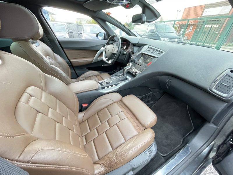 Citroen DS5 2.0 HDi 180ch SoChic EAT6