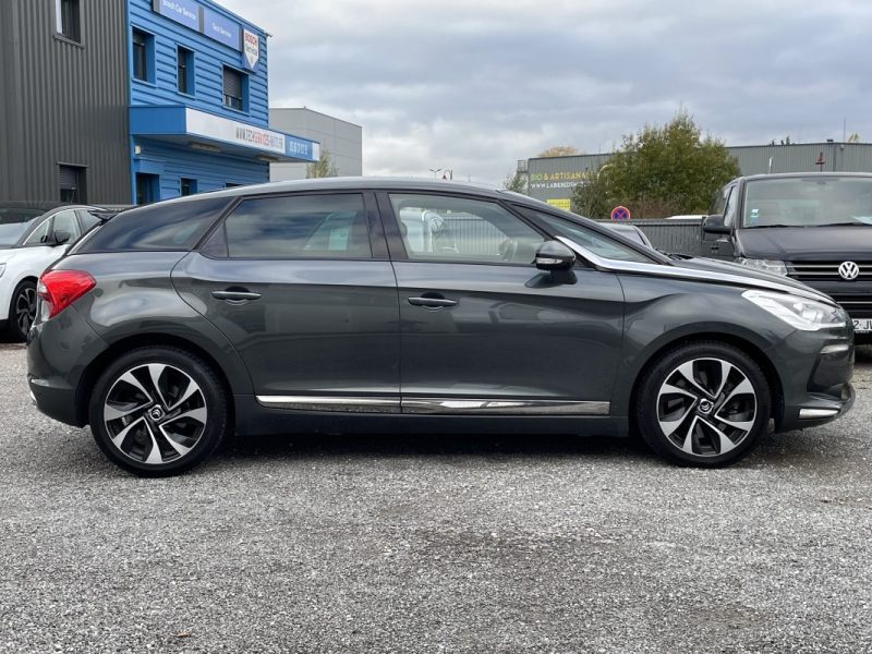 Citroen DS5 2.0 HDi 180ch SoChic EAT6
