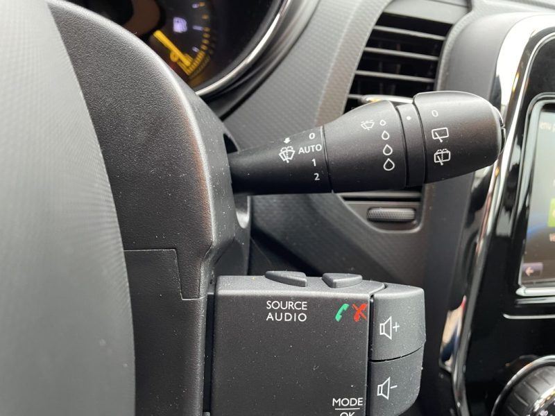 RENAULT CAPTUR 1.2 TCE 120 CV  GARANTIE 3/12 MOIS 2015