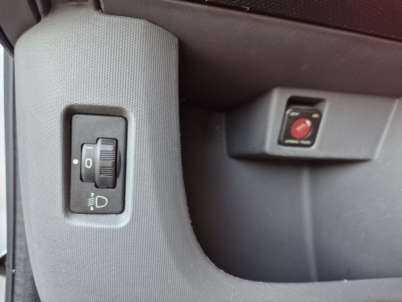 PEUGEOT 107 1.0E 12V URBAN 2010