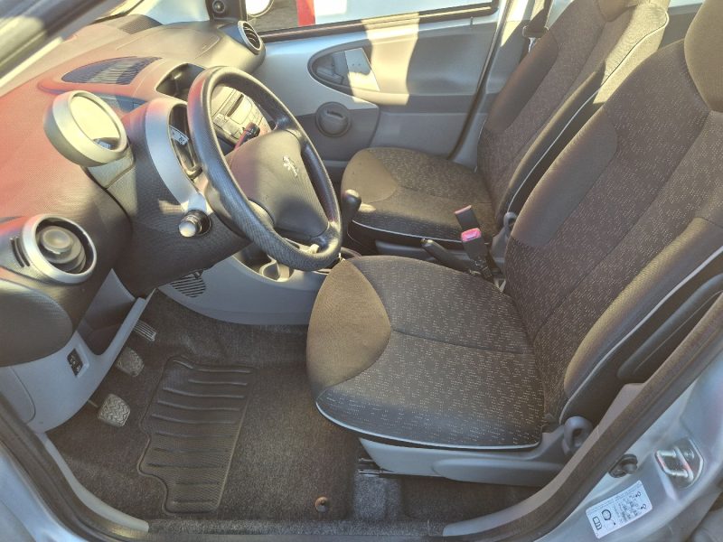 PEUGEOT 107 1.0E 12V URBAN 2010