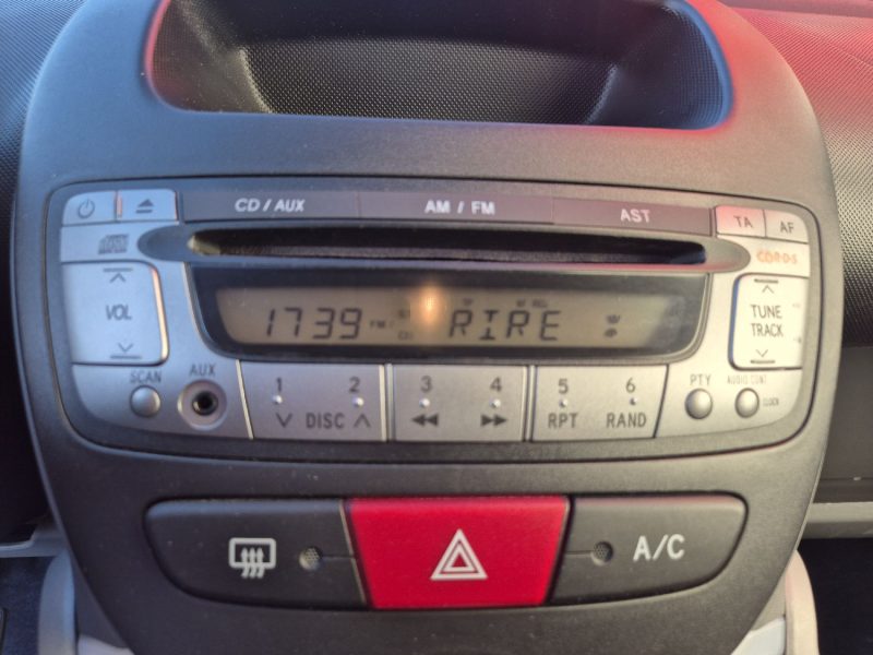 PEUGEOT 107 1.0E 12V URBAN 2010