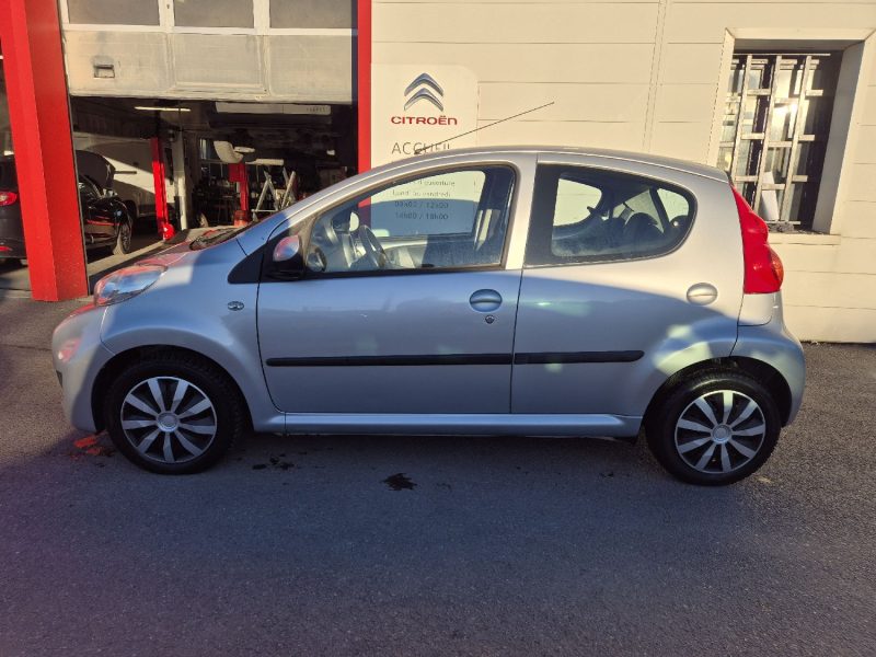 PEUGEOT 107 1.0E 12V URBAN 2010