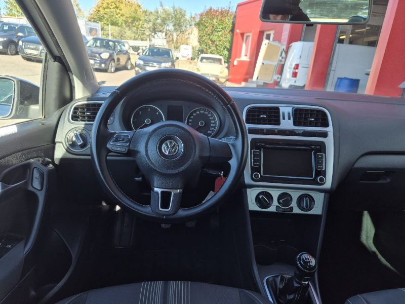 VOLKSWAGEN POLO 1.6 TDI 90CH FAP CONFORTLINE 5P 2013