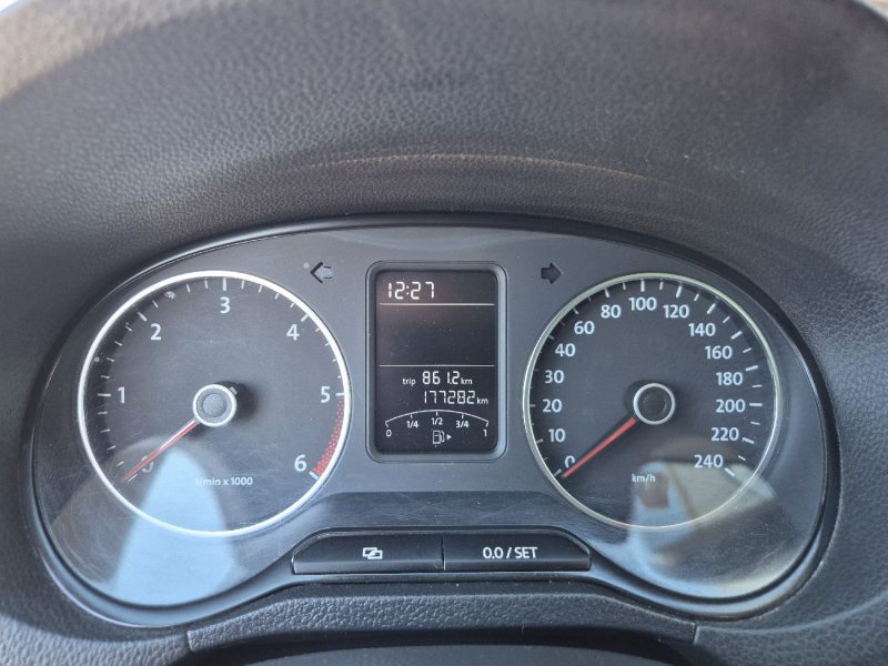 VOLKSWAGEN POLO 1.6 TDI 90CH FAP CONFORTLINE 5P 2013