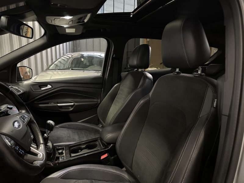 FORD KUGA 2.0 TDCI 150 ST-LINE 2016