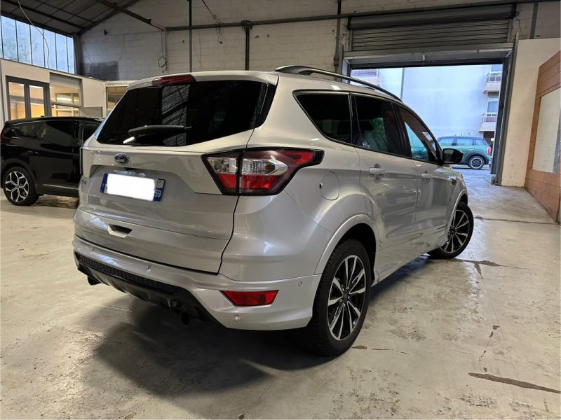 FORD KUGA 2.0 TDCI 150 ST-LINE 2016