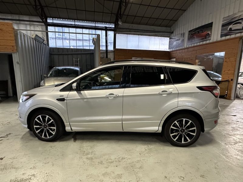 FORD KUGA 2.0 TDCI 150 ST-LINE 2016