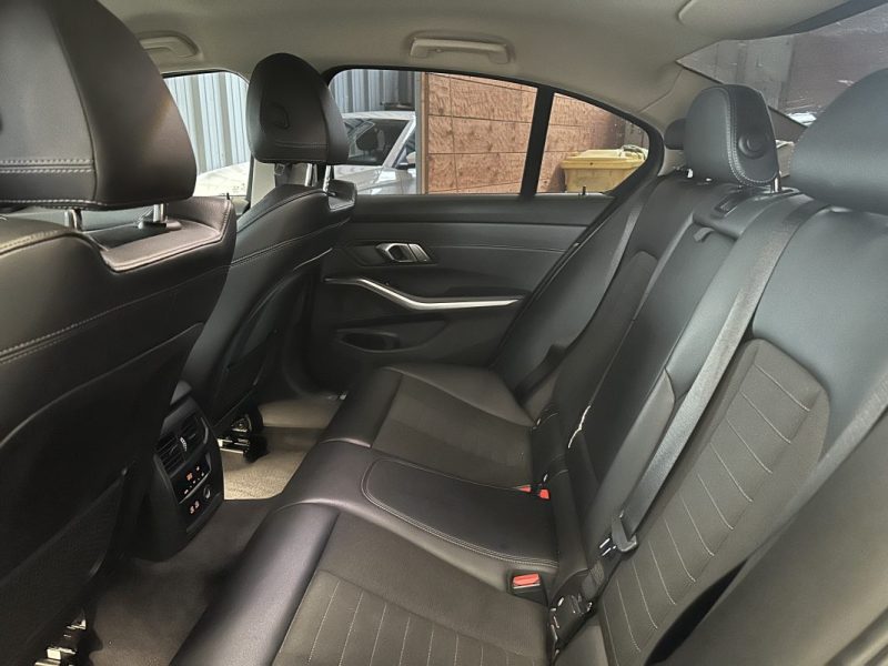 BMW SERIE 3 320DA 190CH  SPORT 2019