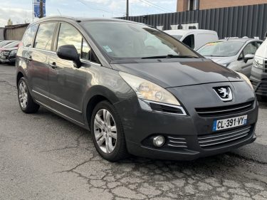 PEUGEOT 5008 1.6 HDI112 FAP BUSINESS 7PL 2012
