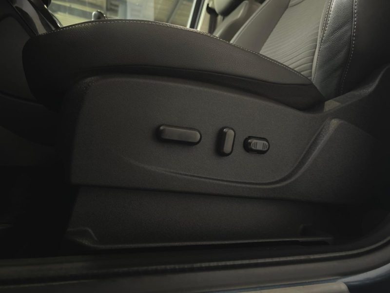 FORD KUGA 2.0 150CH TDCI 4X2 TITANIUM