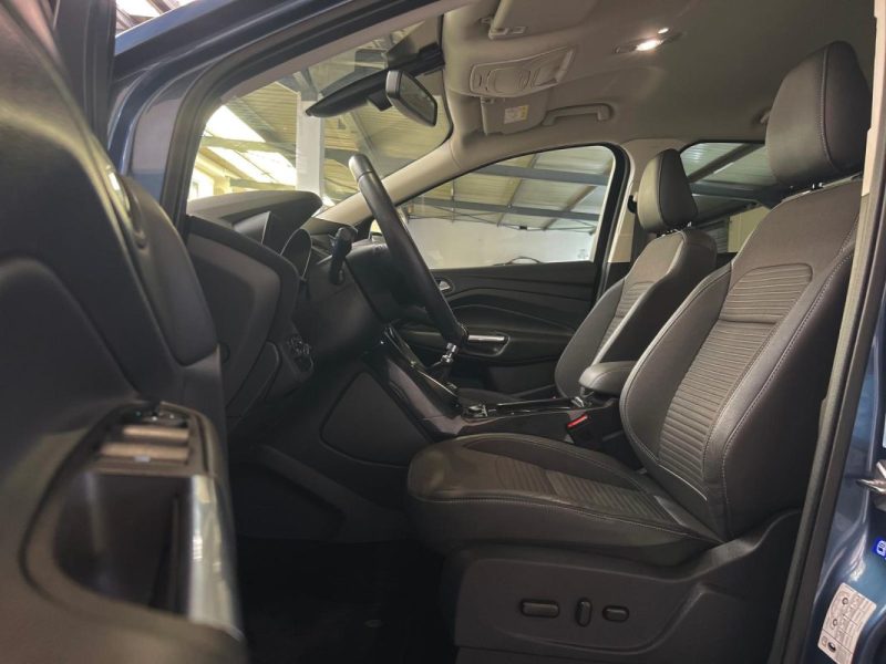 FORD KUGA 2.0 150CH TDCI 4X2 TITANIUM