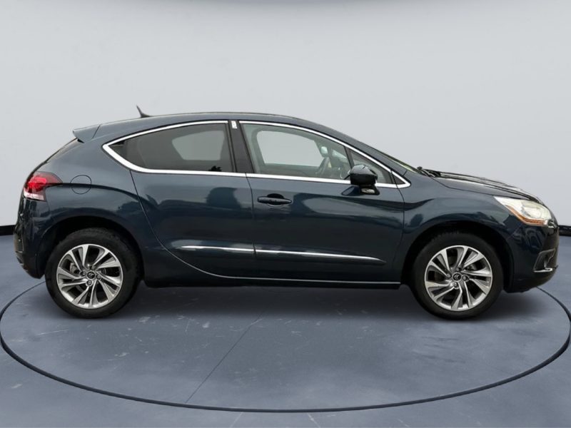 CITROEN DS4 e-HDi 115 Airdream So Chic