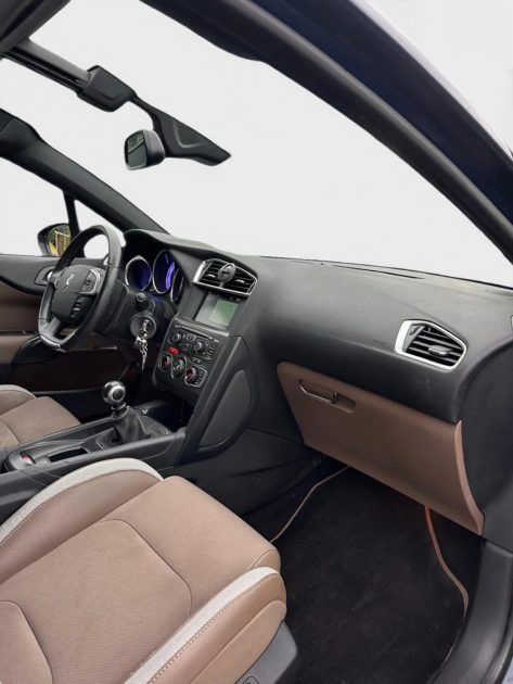 CITROEN DS4 e-HDi 115 Airdream So Chic