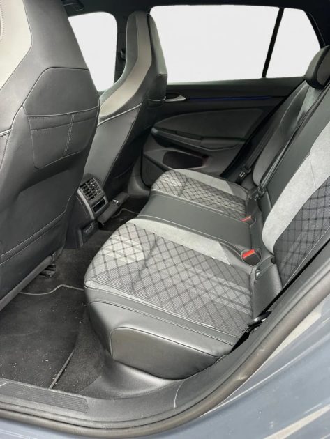 VOLKSWAGEN GOLF  DSG7 R-Line 1.5 eTSI