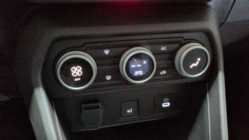 Dacia Sandero Tce 110 gsr2 stepway extreme + pack confort + sieges chauffants