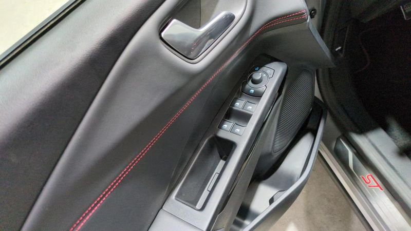 Ford Puma 1.0 ecoboost 125 ch mhev s&s powershift st-line