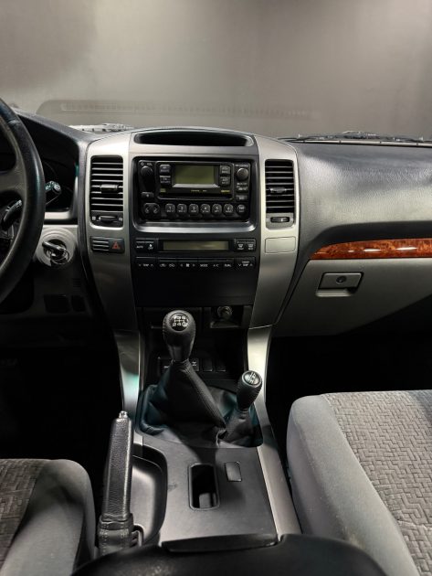 TOYOTA LAND CRUISER KDJ120 3.0 D-4D 2003