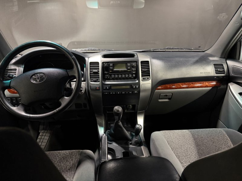 TOYOTA LAND CRUISER KDJ120 3.0 D-4D 2003