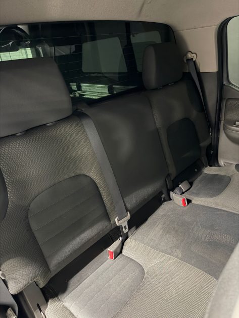 NISSAN NAVARA PICK-UP 2.5 DCI DOUBLE CAB LE 4X4 D40 2014