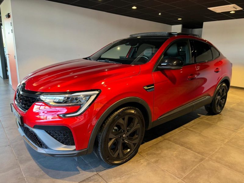 RENAULT ARKANA 1.6 E-TECH HYBRIDE 145 ENGINEERED / TOIT OUVRANT / PACK LOOK GRIS / ROUE DE SECOURS  2023