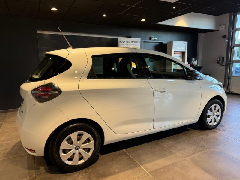 RENAULT ZOE LIFE R110 ACHAT INTÉGRAL CHARGE NORMALE / RADAR AR / ENTRETIEN RENAULT  2021
