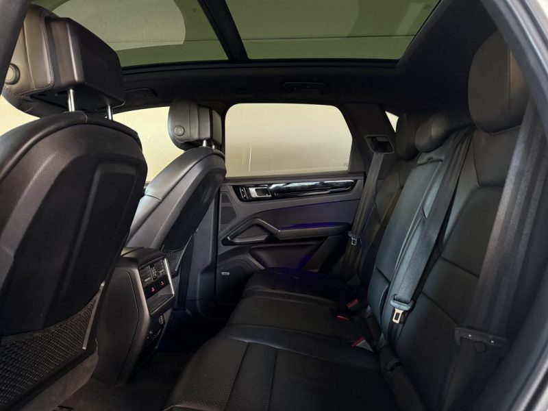 PORSCHE CAYENNE E-HYBRID 462 CV