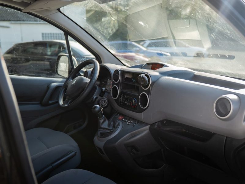 PEUGEOT PARTNER 120 FOURGON L1 1.6 HDi 90 CONFORT 2015