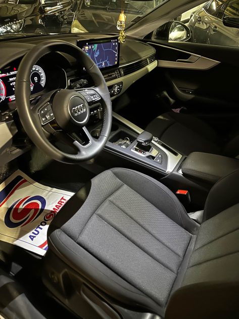 MAGNIFIQUE AUDI A4 35 TFSI S-TRONIC 7 150 CH (GARANTIE AUDI 2028, TOIT OUVRANT, SIEGES CHAUFFANTS)