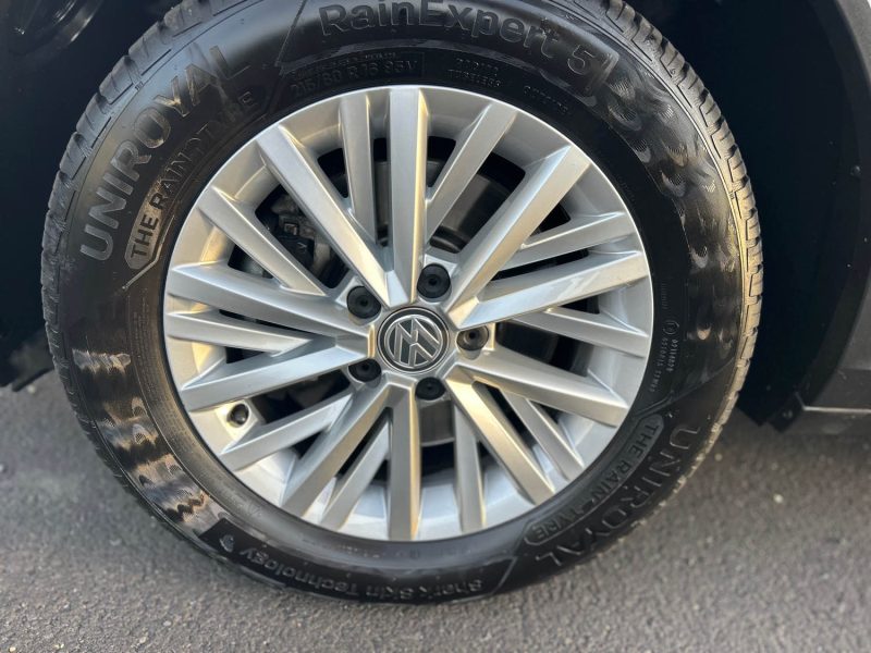 VOLKSWAGEN T-ROC 2.0 TDI 150CH LOUNGE - START/STOP - 4 PNEUS NEUFS - 