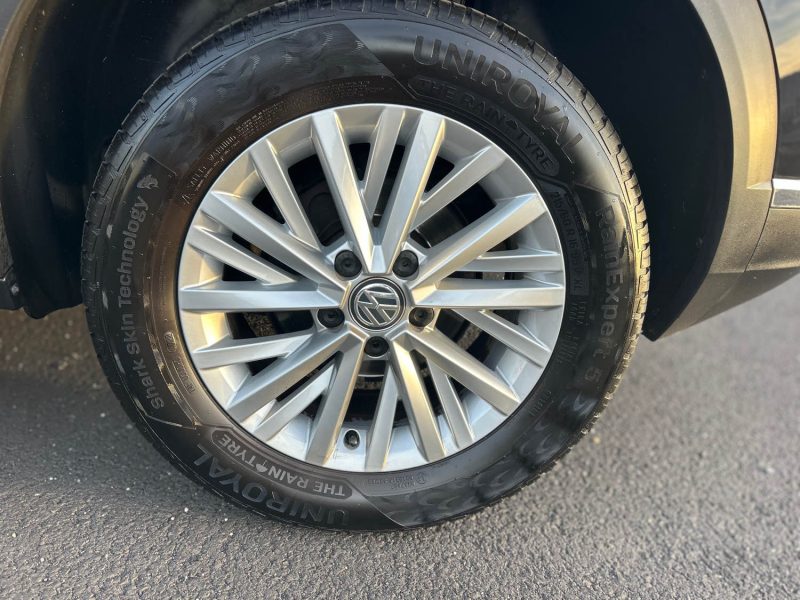 VOLKSWAGEN T-ROC 2.0 TDI 150CH LOUNGE - START/STOP - 4 PNEUS NEUFS - 