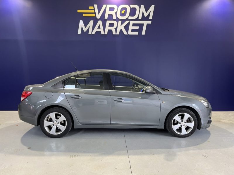 CHEVROLET CRUZE 2.0 VCDI 150 LT ÉCRAN TACTILE  / CLIM AUTO