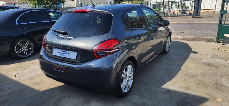 PEUGEOT 208 II 1.6 BLUEHDI STYLE 2017