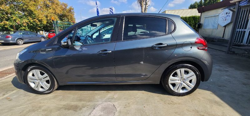 PEUGEOT 208 II 1.6 BLUEHDI STYLE 2017