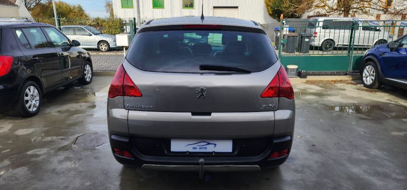 PEUGEOT 3008 MONOSPACE 1.6 HDI  FELINE