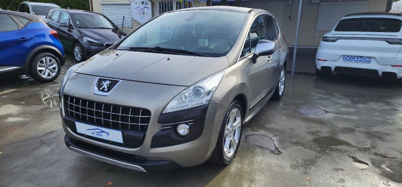 PEUGEOT 3008 MONOSPACE 1.6 HDI  FELINE