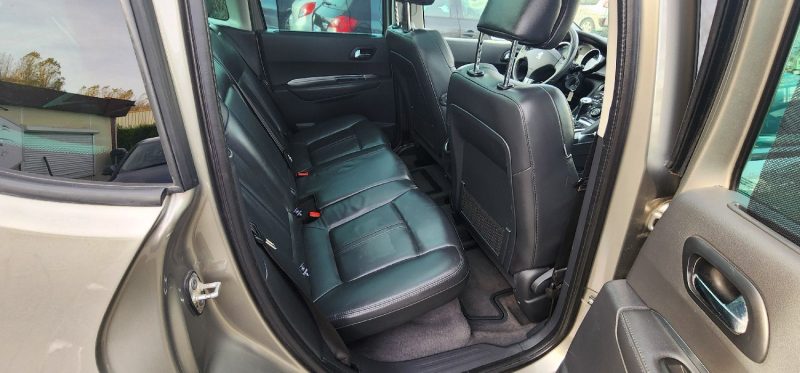 PEUGEOT 3008 MONOSPACE 1.6 HDI  FELINE