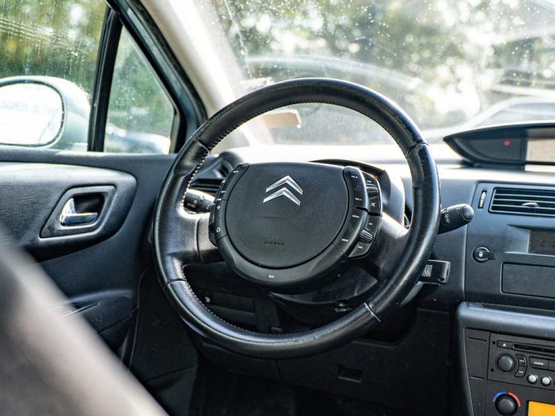 CITROEN C4 1.6i 110Cv BVA